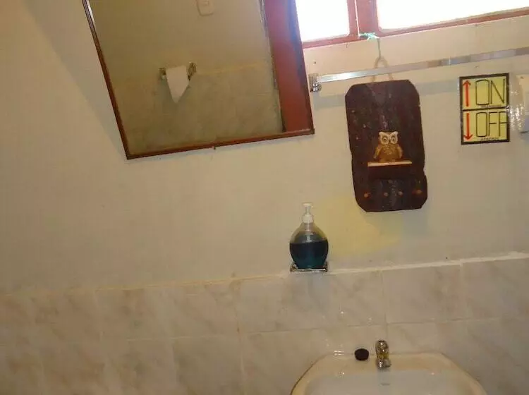 مسافرخانه Inti Mallku Lodge
