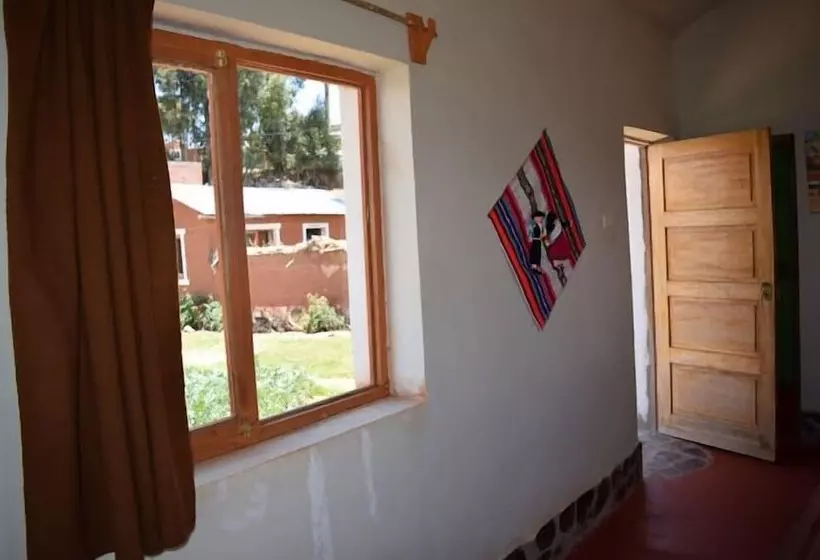 مسافرخانه Inti Mallku Lodge
