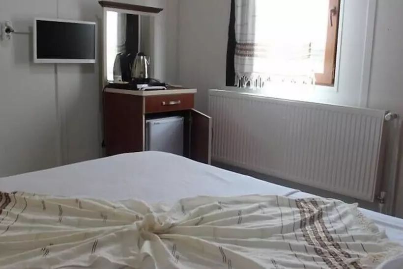 ホテル Emirbey Atli Turizm Ve Dogal Yasam Koyu