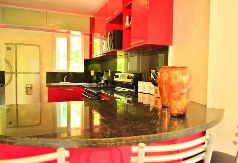 בית מלון כפרי Happy Smile By The Dolphins