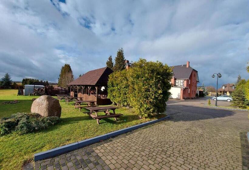 בית מלון כפרי Holiday