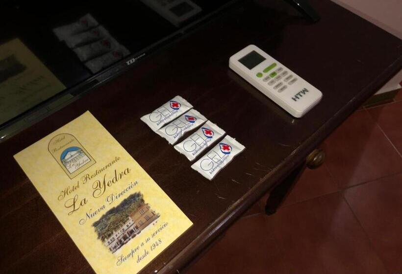 בית מלון כפרי La Yedra