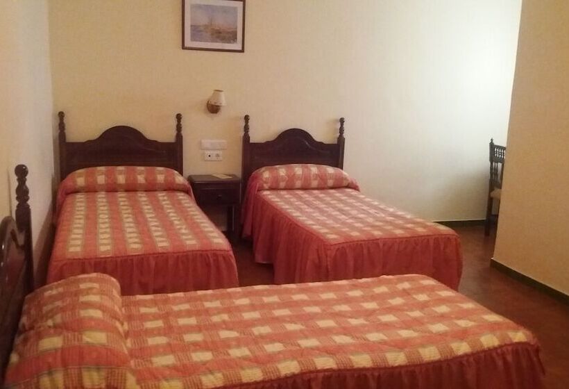 בית מלון כפרי La Yedra