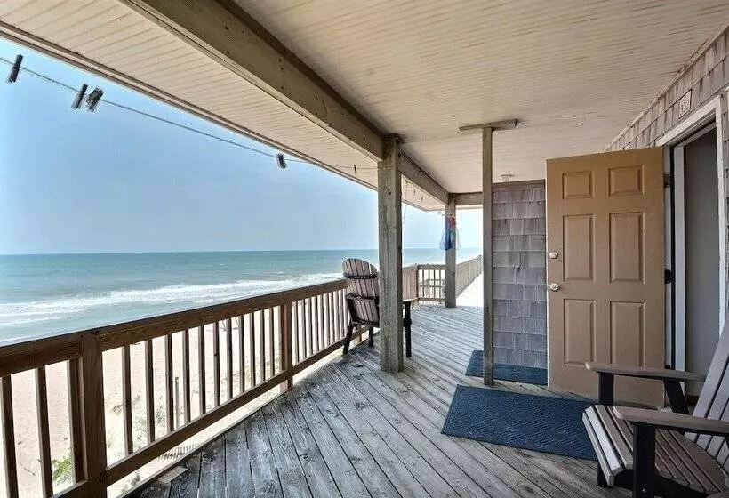 Hotelli Lighthouse View Oceanfront Lodging