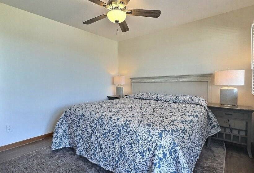 فندق Lighthouse View Oceanfront Lodging