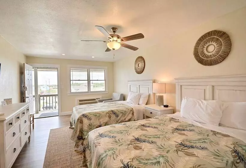 Hotelli Lighthouse View Oceanfront Lodging