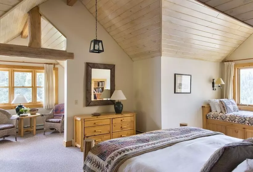 ホテル Lone Mountain Ranch