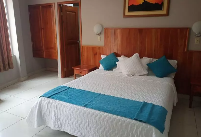 هتل Palmeras