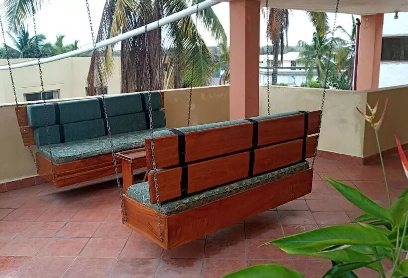 هتل Palmeras