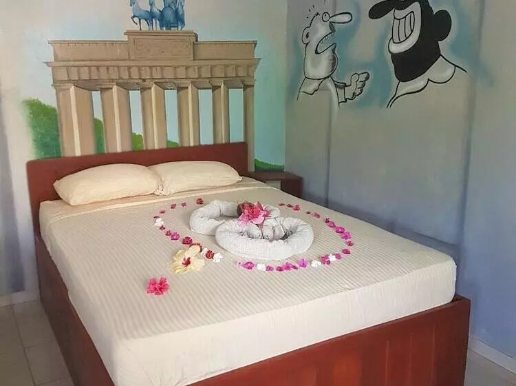 ホテル Paradise Inn