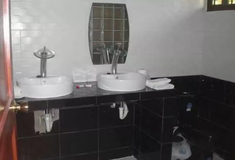 ホテル Paradise Inn