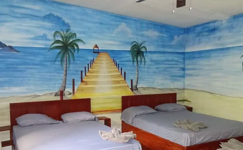 ホテル Paradise Inn