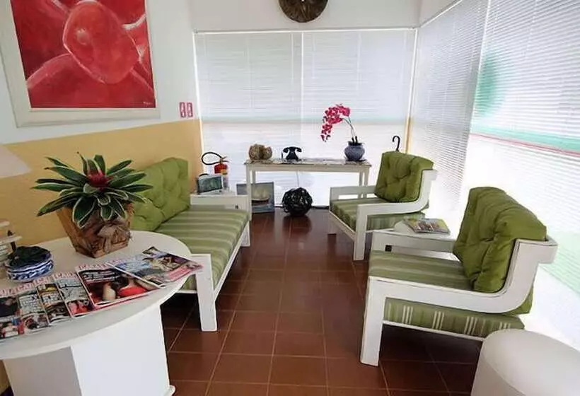 ホテル Pousada Villa Real