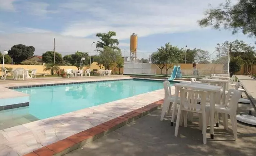 ホテル Pousada Villa Real