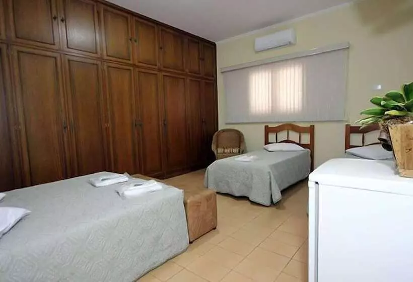 ホテル Pousada Villa Real