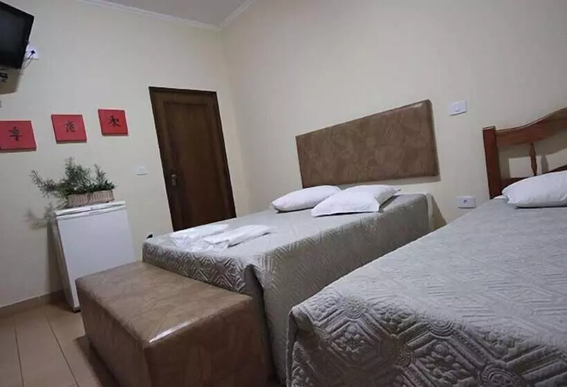 ホテル Pousada Villa Real