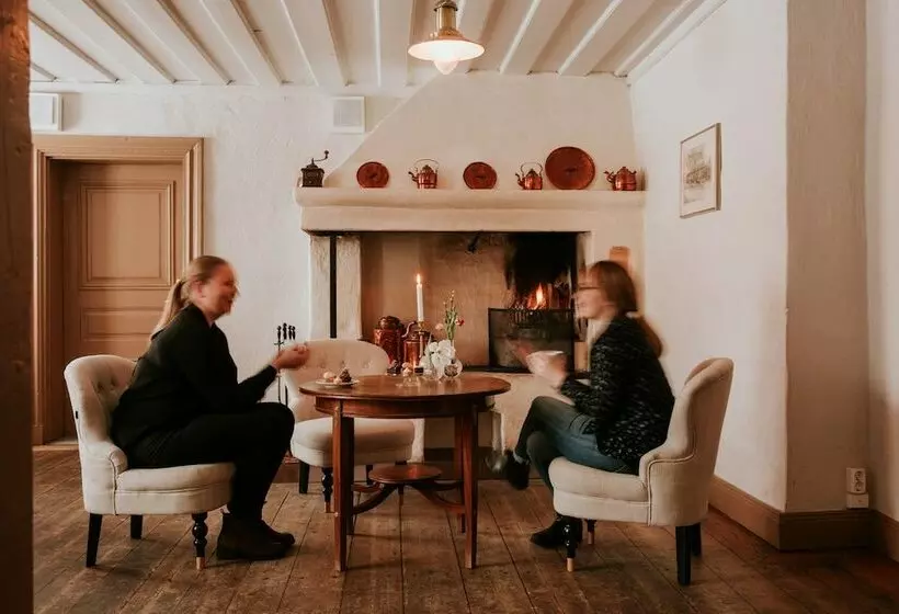 Hotelli Schenströmska Herrgården