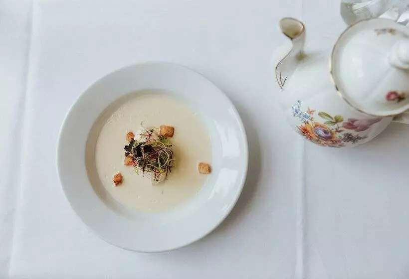 Hotelli Schenströmska Herrgården