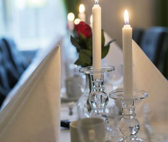 בית מלון כפרי Stiftsgården Södra Hoka