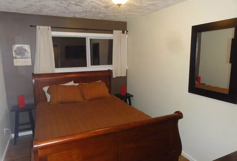 Majatalo Smithers Guesthouse