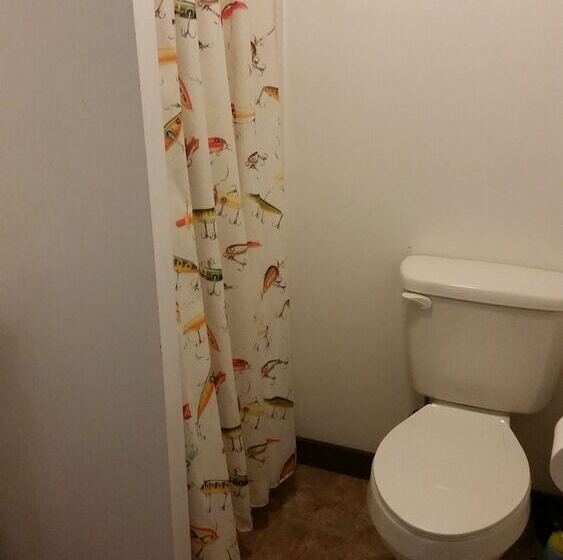 פנסיון The School House Inn