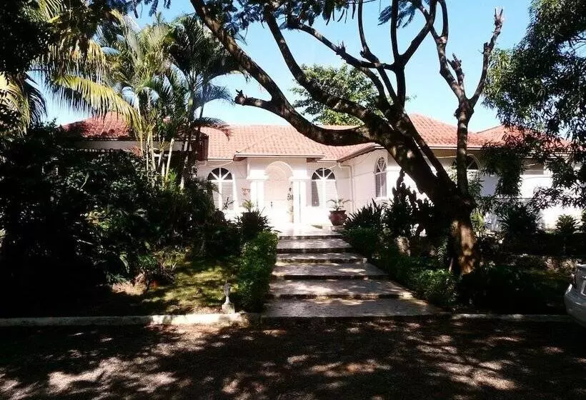 پانسیون Vlc Guesthouse Sosua