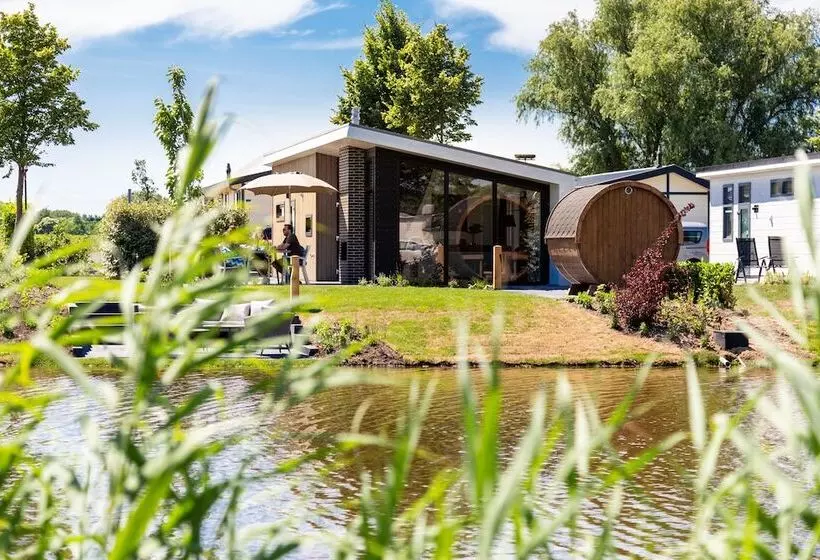 リゾートホテル Topparken – Recreatiepark Het Esmeer