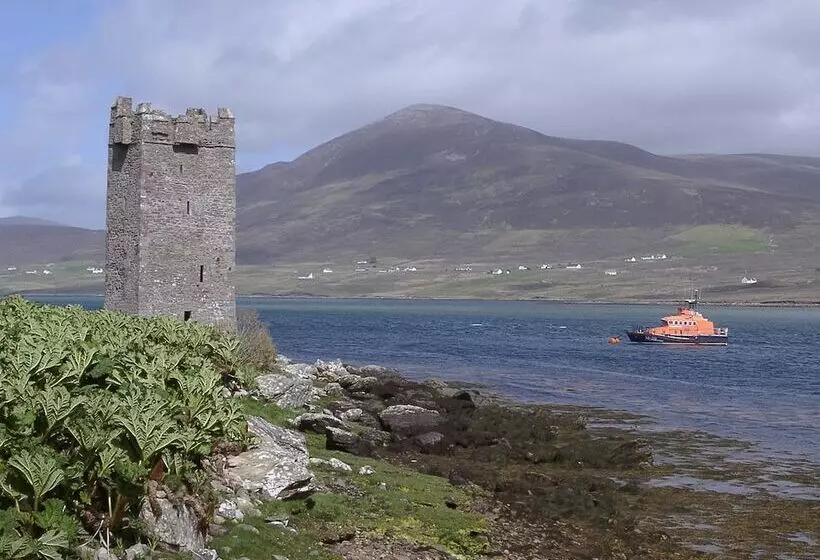 Aamiaismajoitus (B&B) Teach Cruachán Large Group Holiday Home