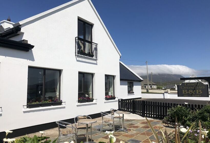مبيت وإفطار Teach Cruachán Large Group Holiday Home