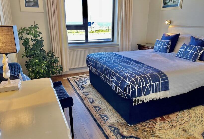 مبيت وإفطار Teach Cruachán Large Group Holiday Home