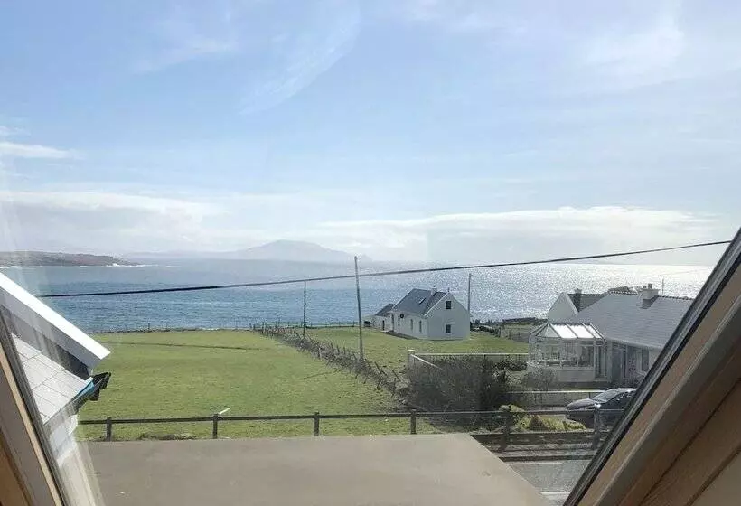 Aamiaismajoitus (B&B) Teach Cruachán Large Group Holiday Home