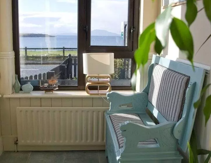 Aamiaismajoitus (B&B) Teach Cruachán Large Group Holiday Home