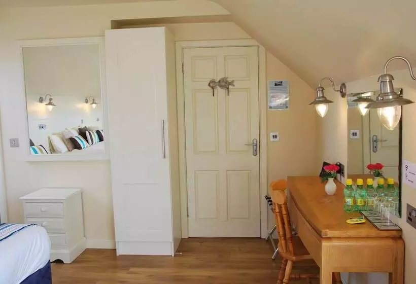 Aamiaismajoitus (B&B) Teach Cruachán Large Group Holiday Home