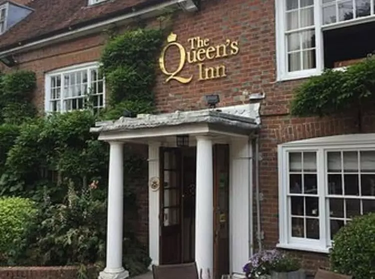 The Queen's Inn