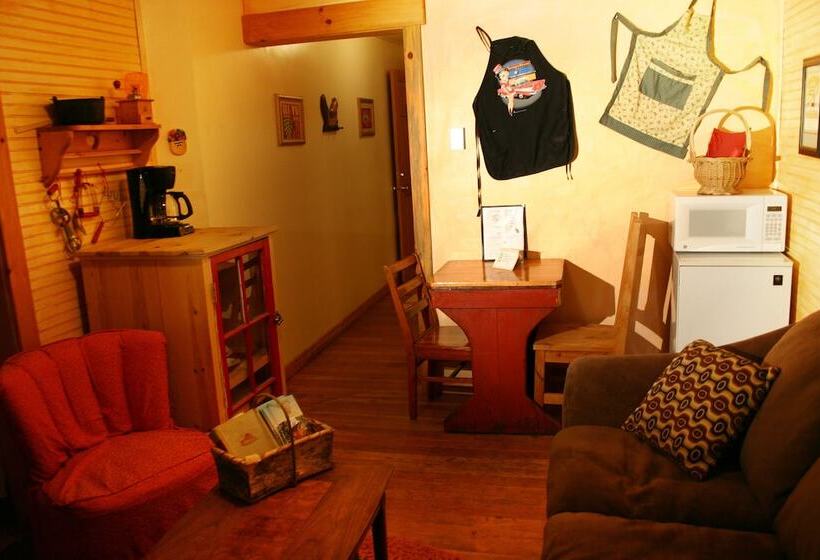 Copper Creek Inn At Mt Rainier