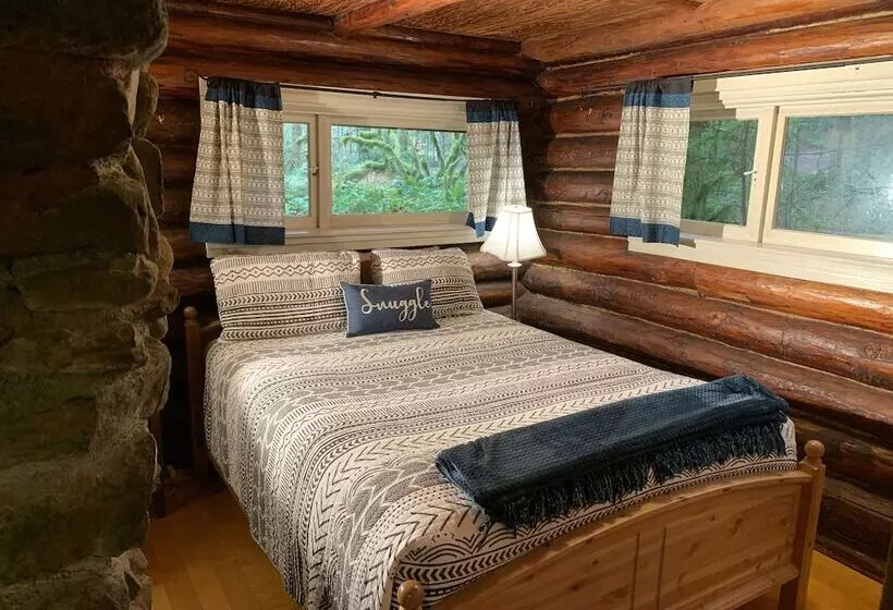 Copper Creek Inn At Mt Rainier