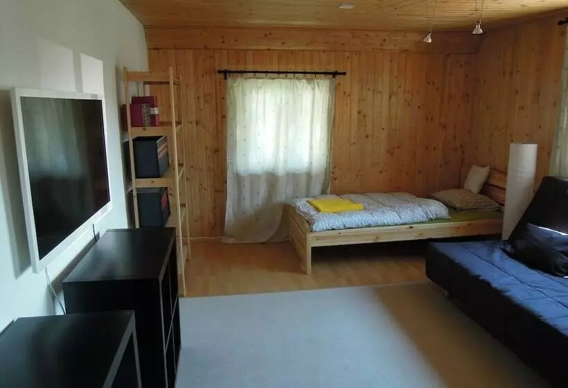 ホテル Hostel Bregenz