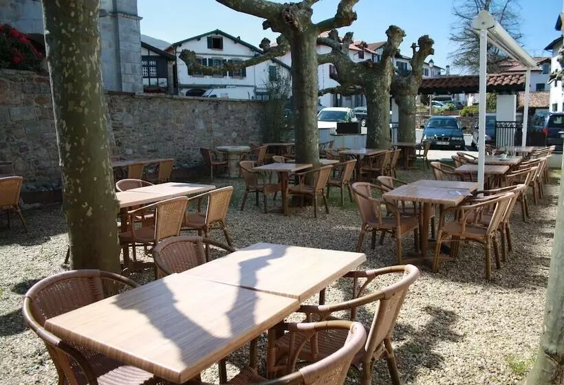 Hotelli Hôtel De La Rhune