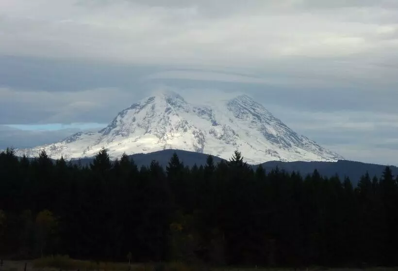 Hotelli Mountain View Lodge   No Pets Allowed