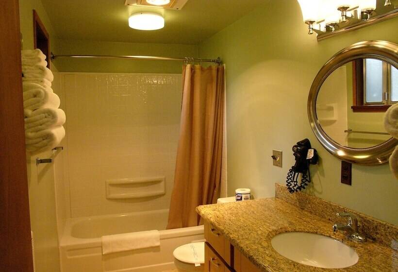 هتل Mountain View Lodge No Pets Allowed