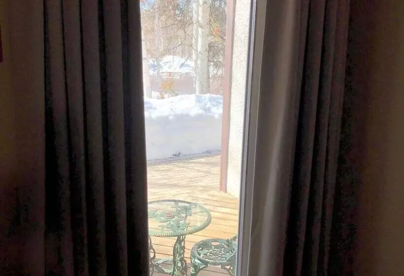 Hotelli Nature's Inn Red Lake