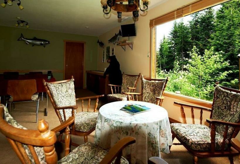 هتل Shames Country Lodge