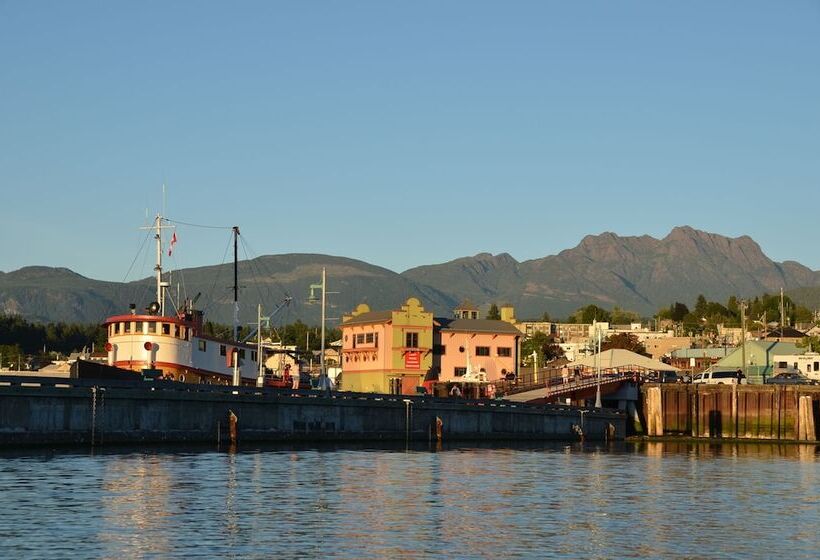 호텔 Swept Away Inn