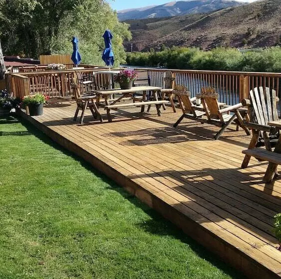 Motelli The Trail S End