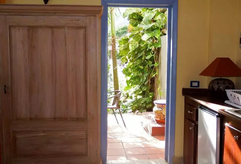 پانسیون Arca Villa And B&b