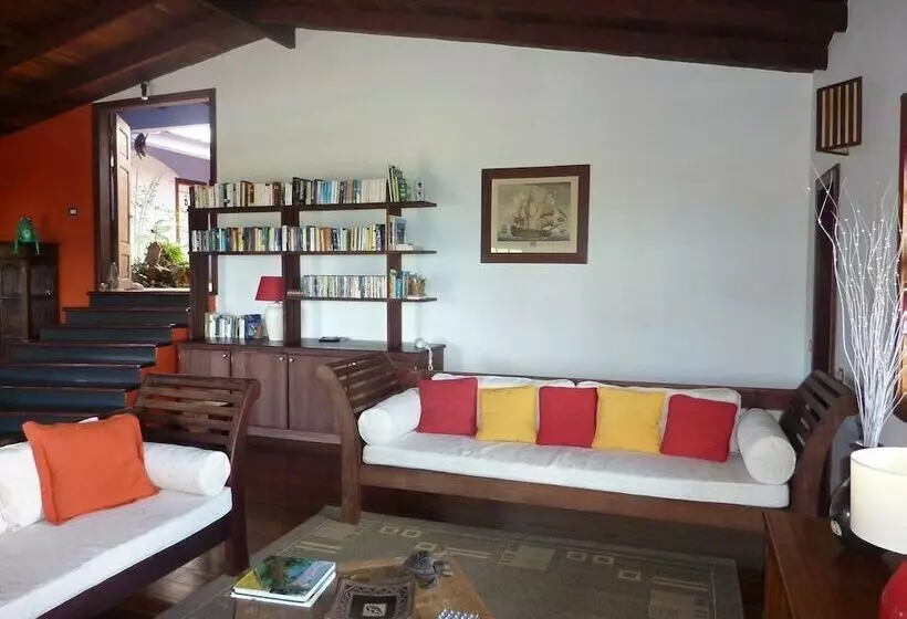 پانسیون Arca Villa And B&b