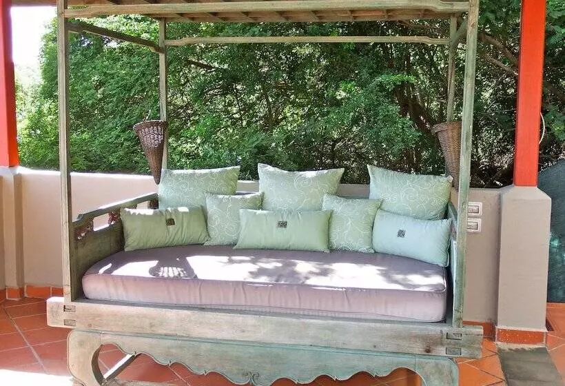 پانسیون Arca Villa And B&b