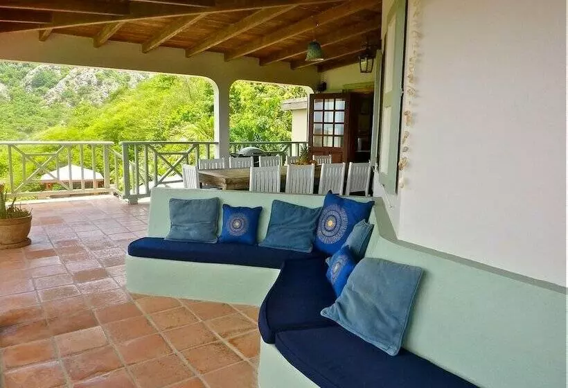 پانسیون Arca Villa And B&b