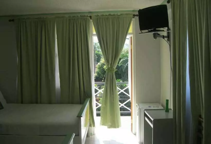 پانسیون Mr. Clean Bed And Breakfast