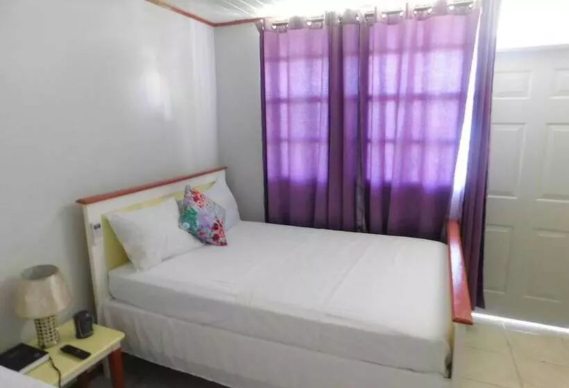 پانسیون Mr. Clean Bed And Breakfast